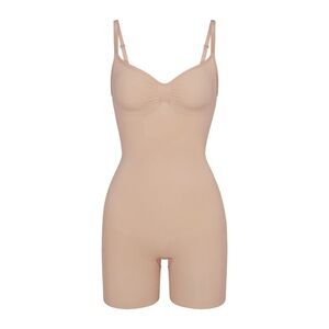 Skims Seamless Sculpt Mid Thigh Bodysuit in Mica Size Small Shapewear